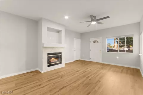 3327 Erva St #119, Las Vegas, NV 89117