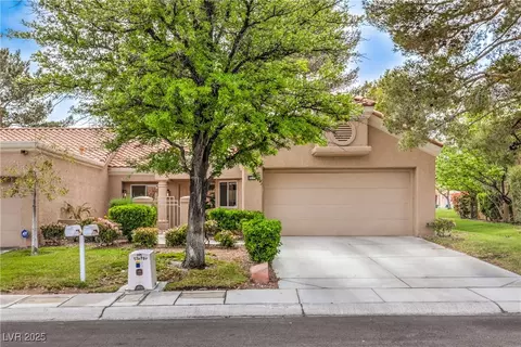 8513 Glenmount Dr, Las Vegas, NV 89134