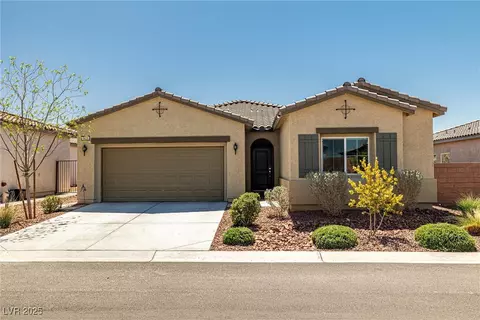 5635 E La Campana Dr, Pahrump, NV 89061