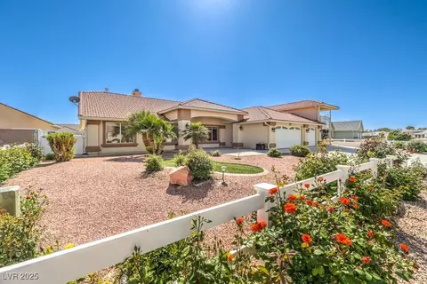 5231 E Chasemoor St, Pahrump, NV 89061