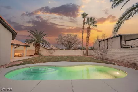 7695 Silver Wells Rd, Las Vegas, NV 89149