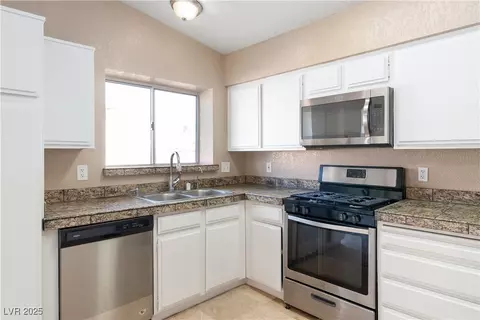 1775 Esteban Ave, Laughlin, NV 89029 photo 9