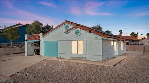 1775 Esteban Ave, Laughlin, NV 89029 photo 2