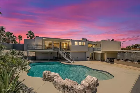 2520 Castlesands Way, Las Vegas, NV 89121