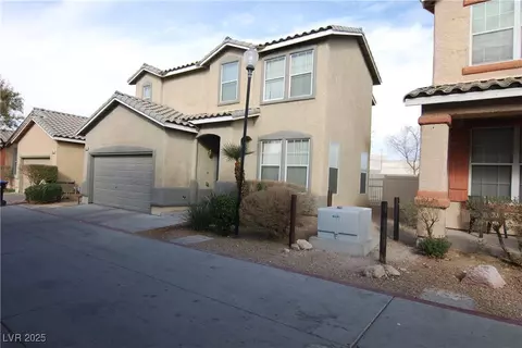 2520 Living Rock St, Las Vegas, NV 89106