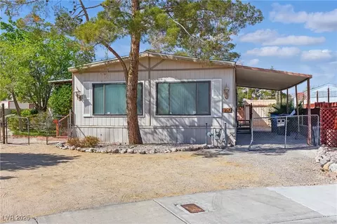 4212 Touchstone Ct, Las Vegas, NV 89108