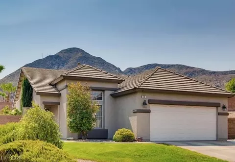 701 Smokey Mountain Ave, Henderson, NV 89012