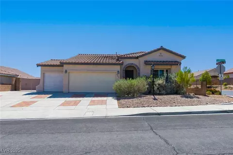 8249 Jo Marcy Dr, Las Vegas, NV 89131