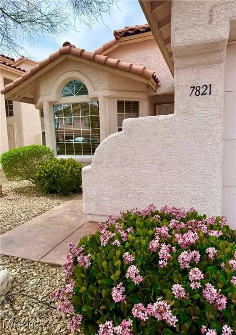 7821 Desert Bell Ave, Las Vegas, NV 89128