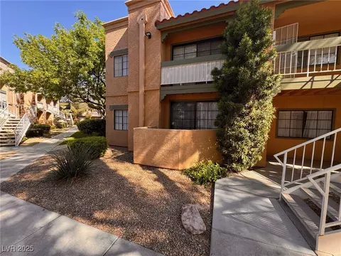 5150 S Jones Blvd #105, Las Vegas, NV 89118