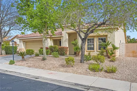 8920 Rusty Rifle Ave, Las Vegas, NV 89143