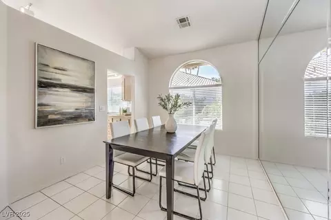 2128 Eaglepath Cir, Henderson, NV 89074 photo 9