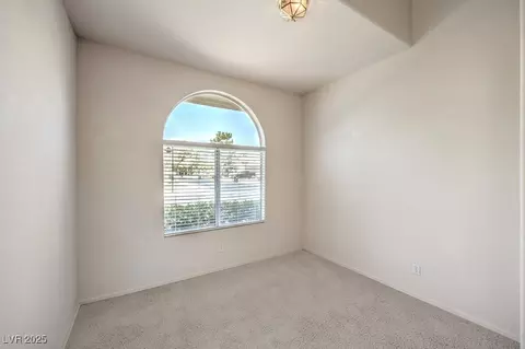 2128 Eaglepath Cir, Henderson, NV 89074 photo 25