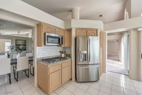 2128 Eaglepath Cir, Henderson, NV 89074 photo 19