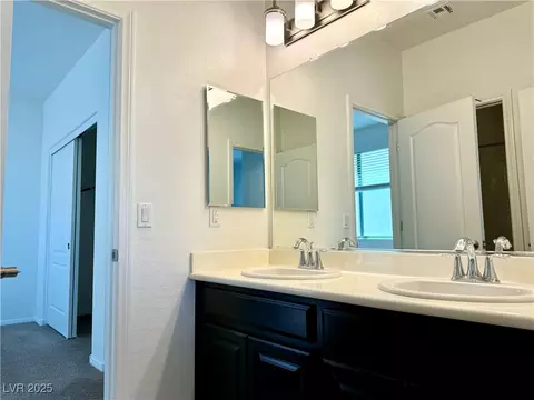 7253 Blooming Jasmine Ave, Las Vegas, NV 89117 photo 32
