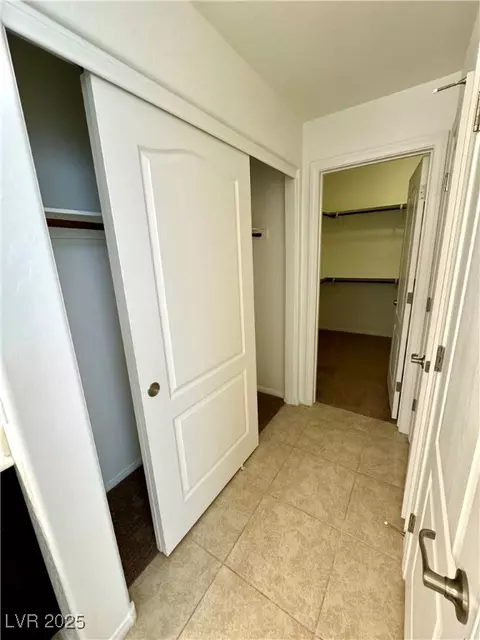 7253 Blooming Jasmine Ave, Las Vegas, NV 89117 photo 19