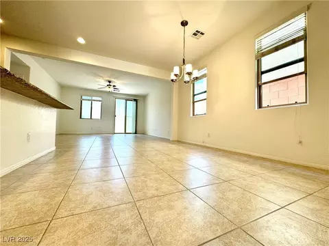 7253 Blooming Jasmine Ave, Las Vegas, NV 89117 photo 11