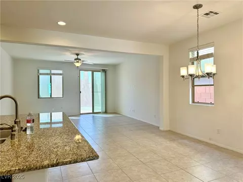7253 Blooming Jasmine Ave, Las Vegas, NV 89117 photo 7