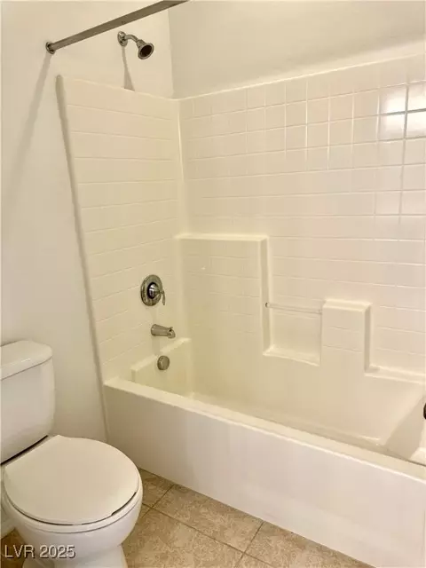 7253 Blooming Jasmine Ave, Las Vegas, NV 89117 photo 36