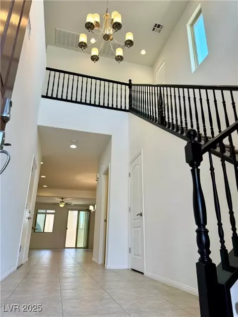 7253 Blooming Jasmine Ave, Las Vegas, NV 89117 photo 23