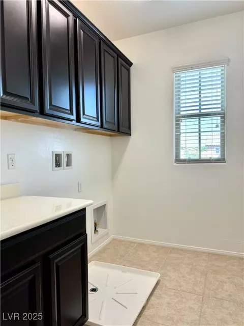 7253 Blooming Jasmine Ave, Las Vegas, NV 89117 photo 27