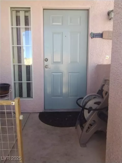 10525 Autumn Pine Ave #203, Las Vegas, NV 89144