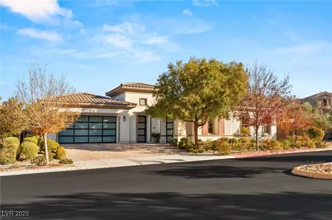 28 Tea Olive Dr, Las Vegas, NV 89141