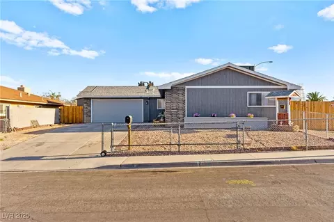 7029 Pinelake Rd, Las Vegas, NV 89145