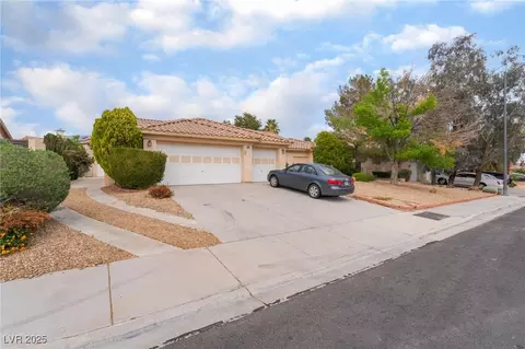 8340 W Hammer Ln, Las Vegas, NV 89149