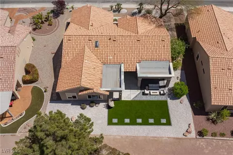 2317 Sierra Heights Dr, Las Vegas, NV 89134