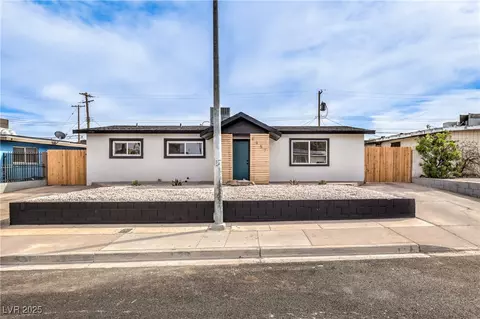 4957 E Harmon Ave, Las Vegas, NV 89121
