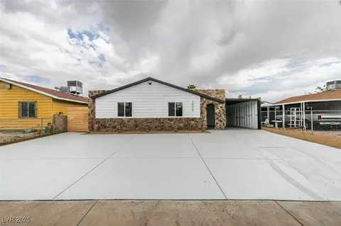 2524 Herrod Dr, North Las Vegas, NV 89030