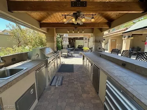 8175 Arville St #224, Las Vegas, NV 89139