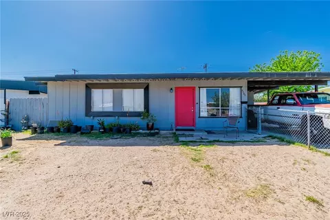 4389 Avondale Ave, Las Vegas, NV 89121