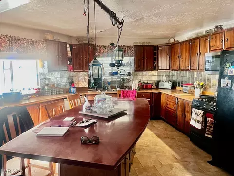 3491 S Bridle Way, Crystal, NV 89020 photo 21