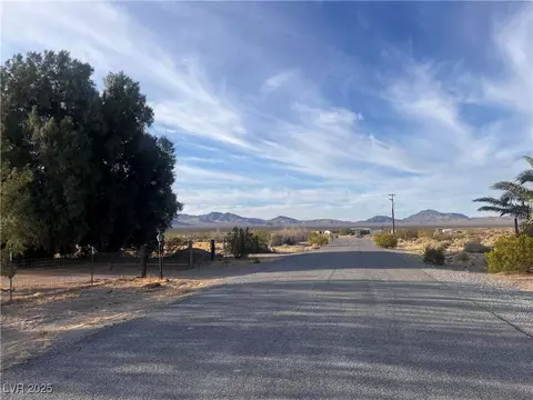 3491 S Bridle Way, Crystal, NV 89020 photo 5