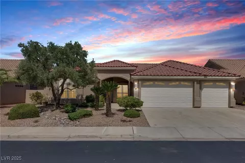 2251 Summerwind Cir, Henderson, NV 89052
