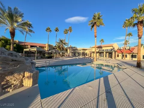 5422 River Glen Dr #373, Las Vegas, NV 89103