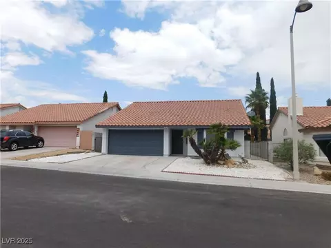 8640 Portofino Ct, Las Vegas, NV 89117