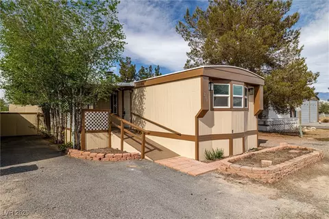 230 Greenwater St, Pahrump, NV 89048