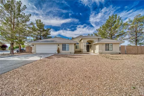 151 Hornet St, Pahrump, NV 89048