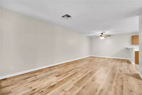 3676 Renovah St #102, Las Vegas, NV 89129