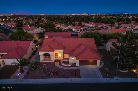 2740 Billy Casper Dr, Las Vegas, NV 89134