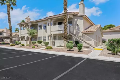 921 Sulphur Springs Ln #201, Las Vegas, NV 89128
