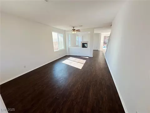 Living - 181 Ruby Ridge Ave, Henderson, NV 89002 photo 1 of 7