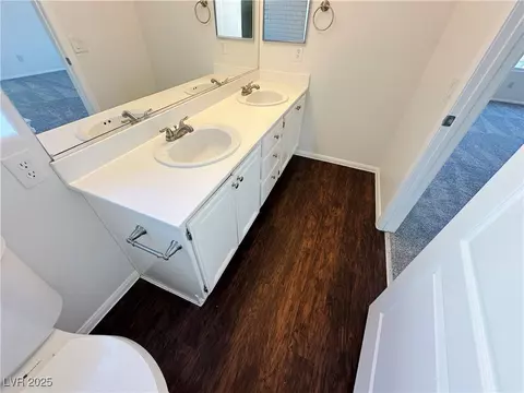 Bath - 181 Ruby Ridge Ave, Henderson, NV 89002 photo 6 of 9