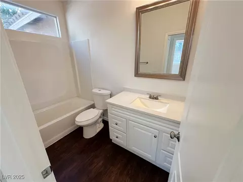 Bath - 181 Ruby Ridge Ave, Henderson, NV 89002 photo 1 of 9