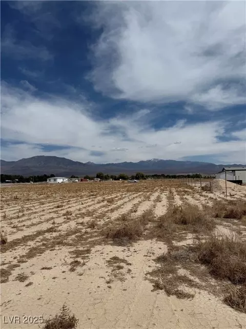 2420 N Lola Ln, Pahrump, NV 89060