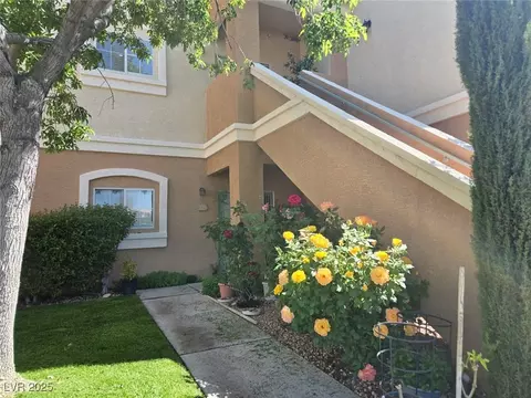 10500 Pine Pointe Ave #206, Las Vegas, NV 89144