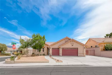 902 Little Raven St, Henderson, NV 89002